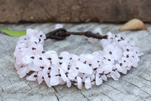 unconditional love heavy rose quartz wax cord bracelet 第2張的照片