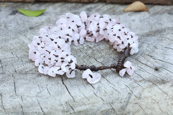 unconditional love heavy rose quartz wax cord bracelet 第3張的照片