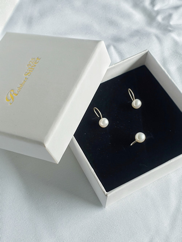 SV925 DIANA 三色 飽滿珍珠開口戒指 可調 白粉紫 客製化禮物 第7張的照片