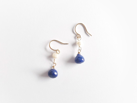 輕珠寶/ 神秘深藍青金石&珍珠耳環(耳夾) 小洋蔥型 六月 十二月 誕生石 客製化禮物 第2張的照片