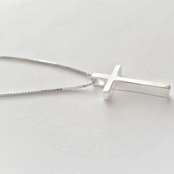極簡風。 925純銀 十字架項鍊 鎖骨鍊 基督 福音 客製化禮物 第6張的照片