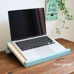 落ち着いた和のスマホスタンド。ゆらりトンボ、ペン立て付き。竹工芸、手作り。 落ち着いた和のスマホスタンド。ゆらりトンボ、ペン立て付き。竹