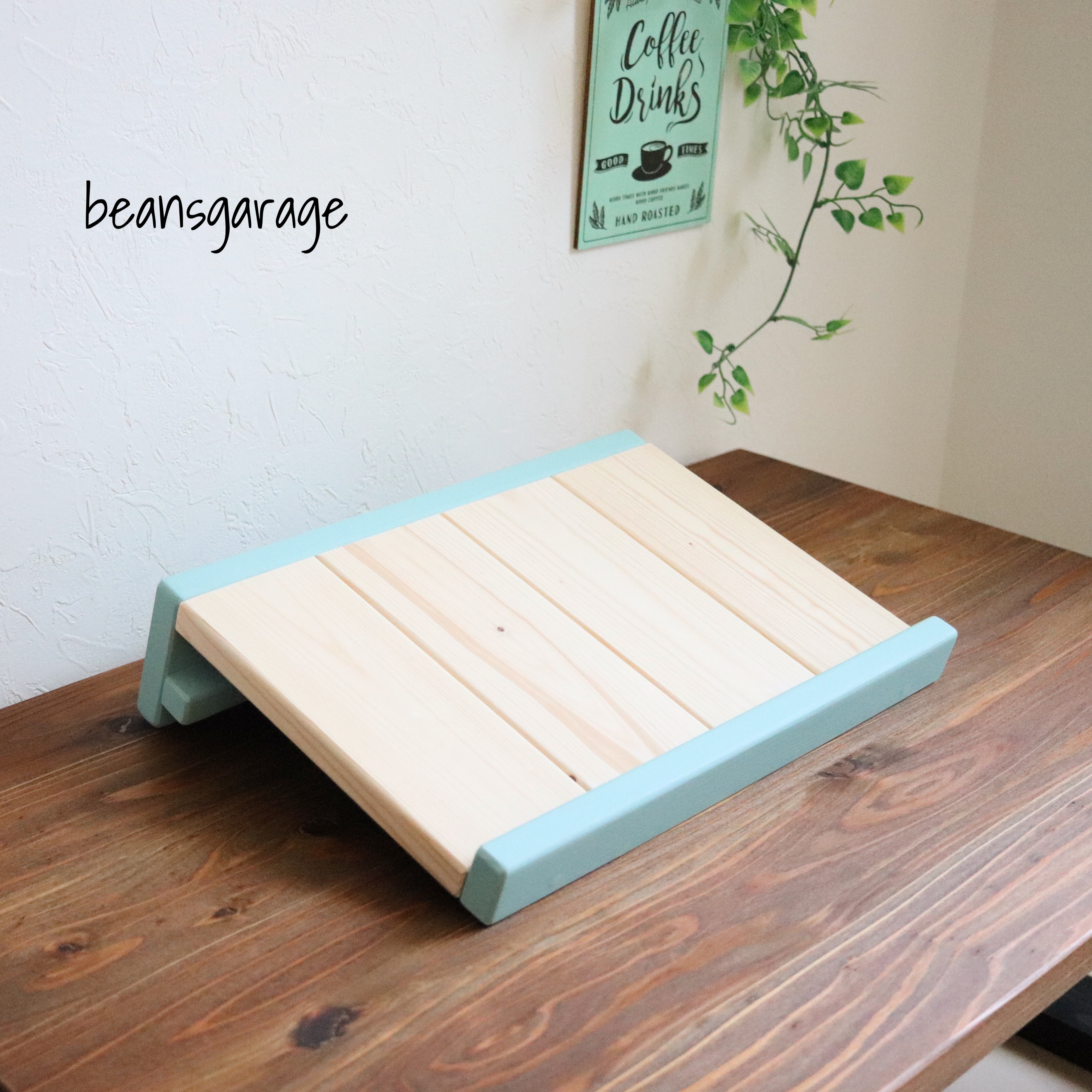 パソコンスタンドになるスマホスタンド 選べる8色 無垢材 タブレットスタンド ブックシェルフ 本棚 写真立て