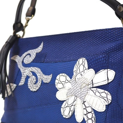 Chiwa ページnanaobag リザード　スミレ Chiwa ページnanaobag リザード スミレ こちらのバッグはNANAOBAGでは