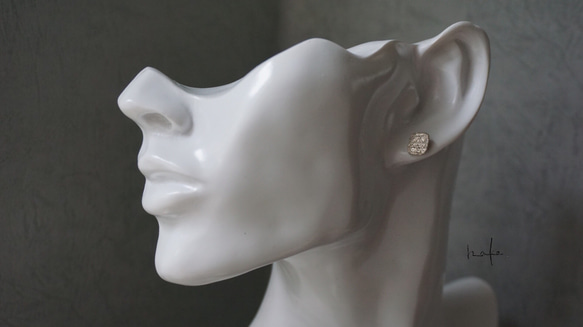 ネイティブ彫　純銀ピアス 片耳用 4枚目の画像