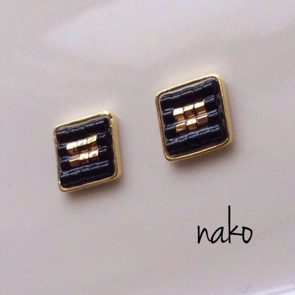 Black×GOLD ピアス 2枚目の画像