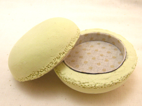 マカロンのケース※Pistachio※ 2枚目の画像