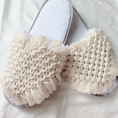 マクラメフリンジ付きスリッパ マクラメ/スリッパ フリンジ スリッパ・ルームシューズ sally stam