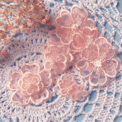 桜 花 アップリケ ワッペン さくら モチーフ レースオーガンザ フラワー ピンク 1枚目の画像
