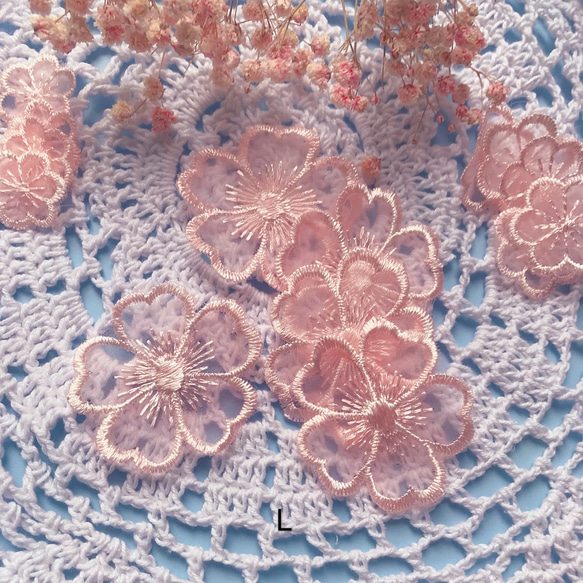 桜 花 アップリケ ワッペン さくら モチーフ レースオーガンザ フラワー ピンク 3枚目の画像