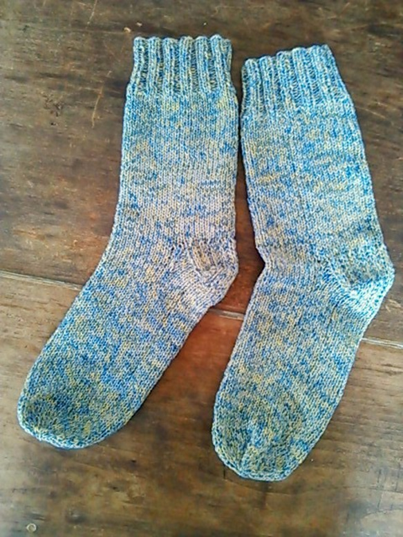 綿１００％・手編み靴下♪ソックス・冷房対策にも（青ｘ黄） 1枚目の画像