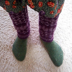 今だけセール/紫の模様編みレッグウォーマー・ニット・手編み 3枚目の画像