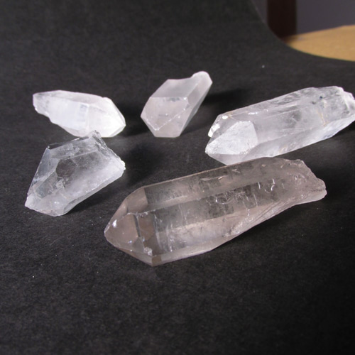 ﾐﾅｽｼﾞｪﾗｲｽ産A/特大ﾎﾟｲﾝﾄ水晶/再販56/t523○719740720 250403t 天然石 