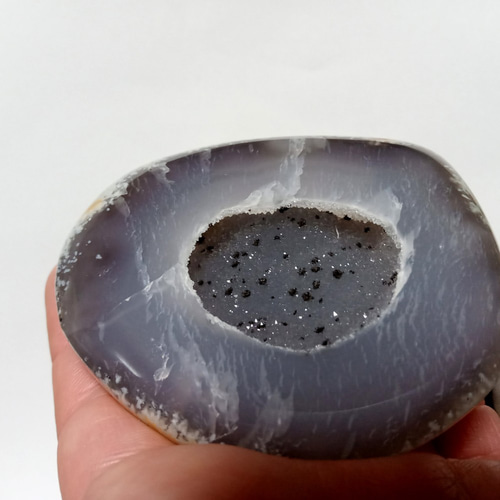 トレジャーメノウ ﾄﾚｼﾞｬｰﾒﾉｳ/ﾄﾚｼﾞｬｰ瑪瑙/ﾒﾉｳｸﾗｽﾀｰ/瑪瑙原石/ｱｹﾞｰﾄ原石/t837-03