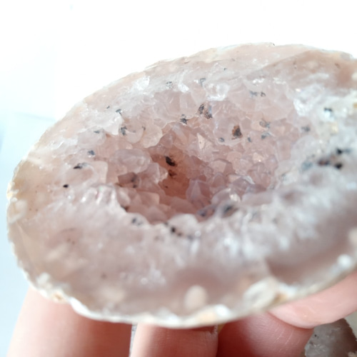 特価ﾄﾚｼﾞｬｰﾒﾉｳ/ﾄﾚｼﾞｬｰ瑪瑙/ﾒﾉｳｸﾗｽﾀｰ/瑪瑙原石/ｱｹﾞｰﾄ原石/t836-02