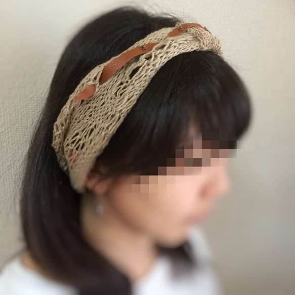 麻色の柔らかいヘアバンド 3枚目の画像