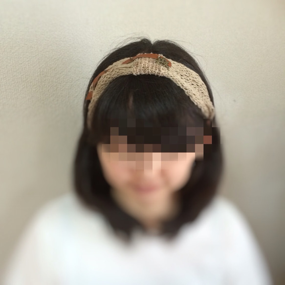 麻色の柔らかいヘアバンド 4枚目の画像