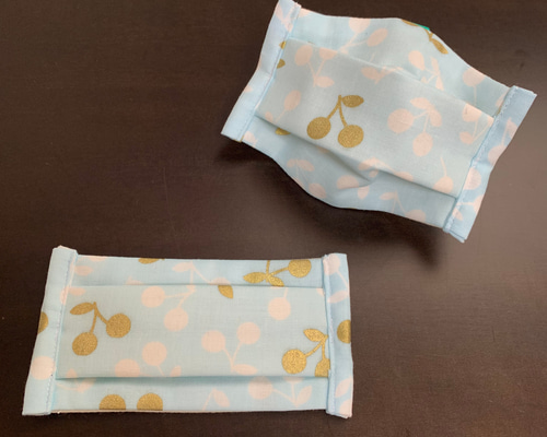 給食当番・花粉症 さくらんぼ柄 プリーツマスク 子ども用 2枚組 布