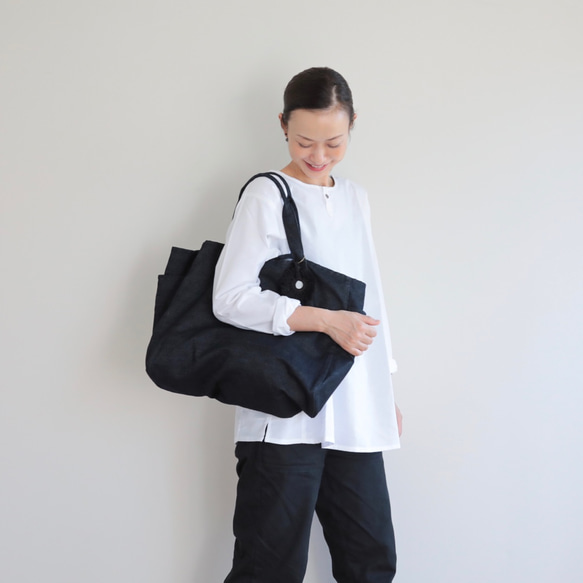 Family Bag / black denim 1枚目の画像