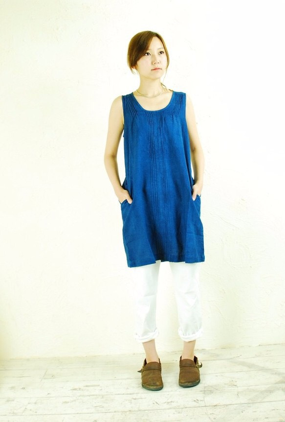 pintuck sleeveless pullover/藍染め 2枚目の画像