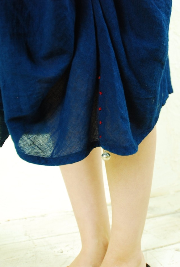 balloon skirt / 藍染め 2枚目の画像