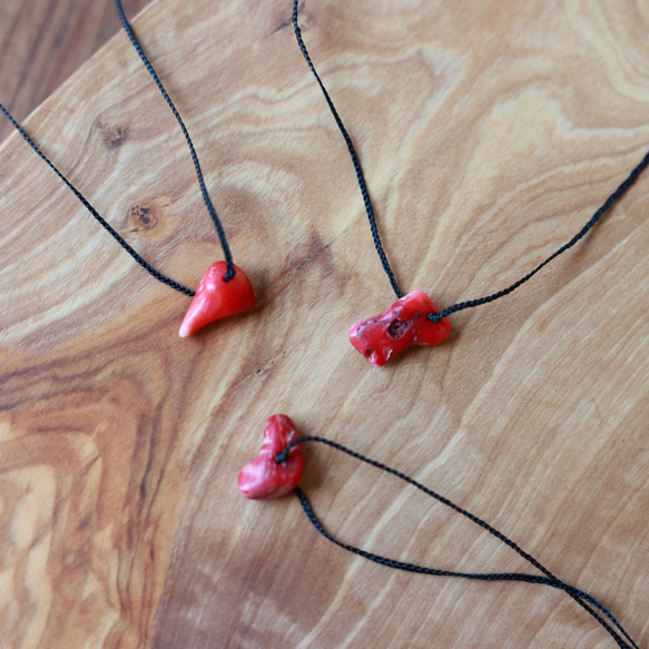 One grain coral necklace　 6枚目の画像