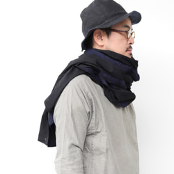 frame stole / BLACK × navy 1枚目の画像