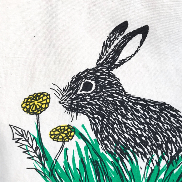rabbit and dandelion tote bag w/short handle 2枚目の画像
