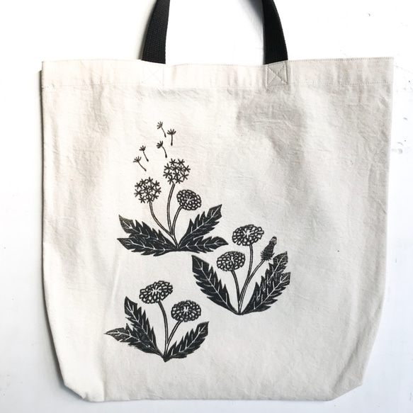 rabbit and dandelion tote bag w/short handle 3枚目の画像