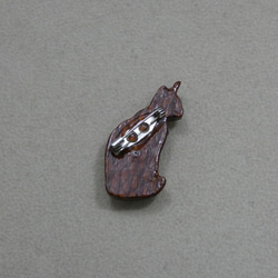 木製　ブローチ　（　猫　） 3枚目の画像