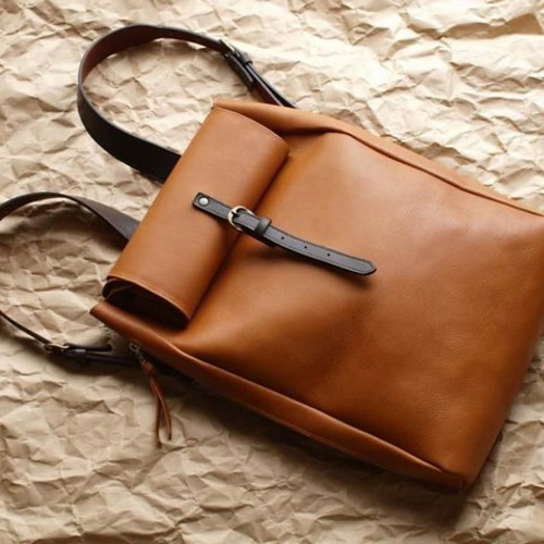 LEDER WOLF リュックサック ヌメ革 バックパック キャメル 男女兼用 LEDER WOLF リュックサック ヌメ革 バックパック キャメル 男女兼用