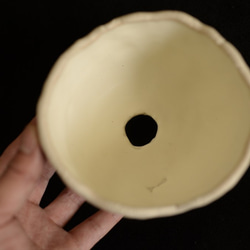 素焼き風のハンドメイドの植木鉢(プランター)　白 6枚目の画像