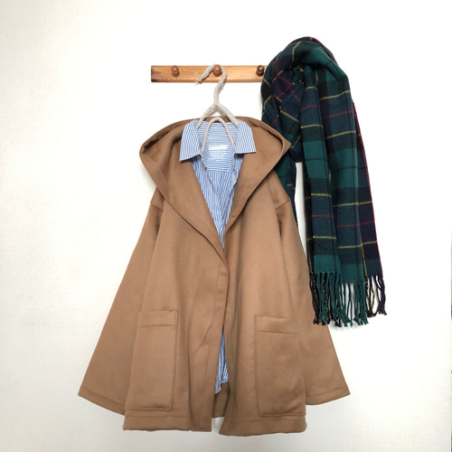 イタリー製キャメルウールフード付きハーフコート コート Kym couleur