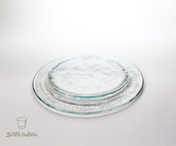 在庫限り：リサイクルガラスの食器　リム皿　グレー(φ19cm) 6枚目の画像