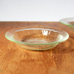 在庫限り：リサイクルガラスの食器　スープ皿　ライトグリーン(φ17.5cm) 6枚目の画像