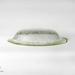 在庫限り：リサイクルガラスの食器　スープ皿　ライトグリーン(φ17.5cm) 4枚目の画像