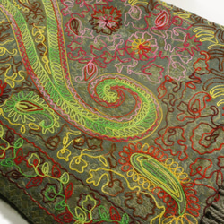 [CLEARANCE SALE]ウール刺繍ストール  KAMIKA　KA-WA-18002E-1 2枚目の画像