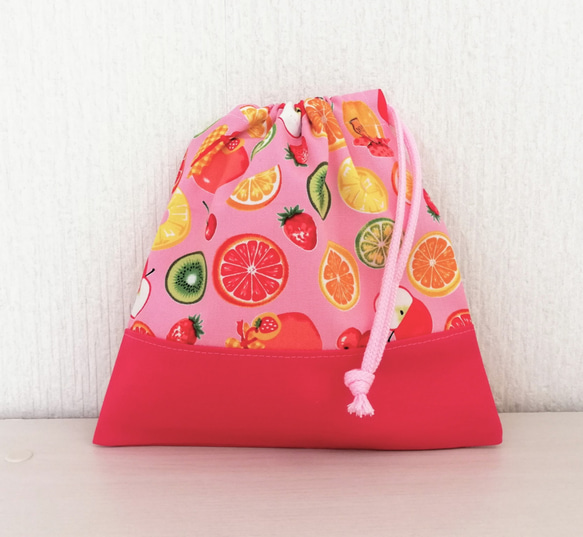カラフルフルーツの給食袋♡コップ袋／ピンク 1枚目の画像