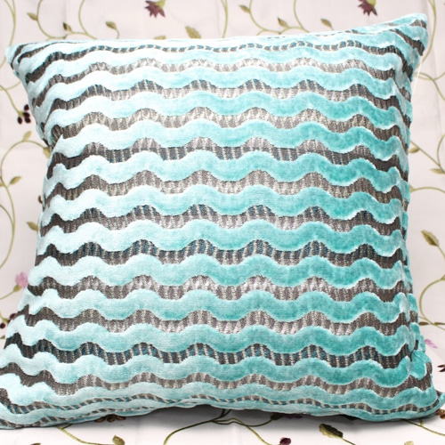 デザイナーズギルド　クッション　ブルー　GUILD DESIGNERS GUILD クッションカバー/エメラルドブルー クッション