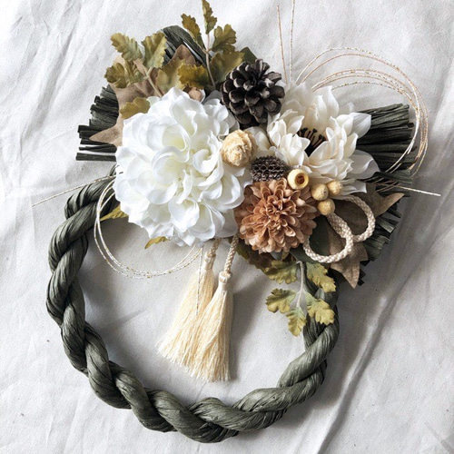 お正月飾り しめ縄リース ナチュラル アーティフィシャルフラワー 白