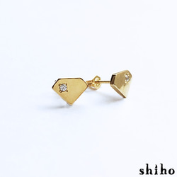 宝石のシルエットをかたどったピアス【silhouette pierce(gd)＜石あり＞】 1枚目の画像