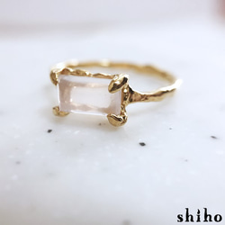 ローズクオーツのリング【Melty ring＜square Rose quartz＞】 1枚目の画像