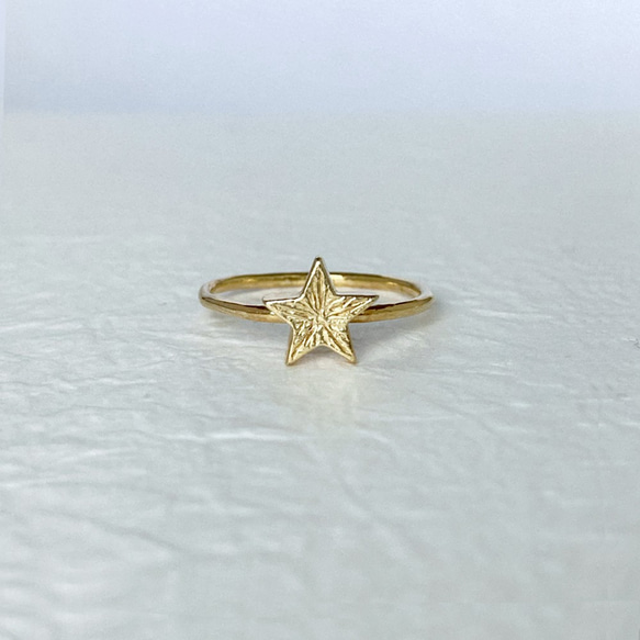 凛と輝く1つ星リング【star ring(gd)】 1枚目の画像