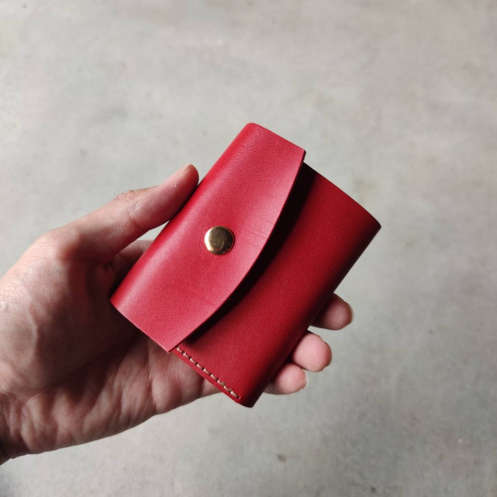 栃木レザー折財布 レディースウォレット ヌメ革コンパクト財布