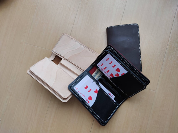 ヌメ革　収納抜群　ミドルウォレット　選べるカラー 財布・ケース・小物入れ ミニ財布・コンパクト財布 その他ミニ財布・コンパクト財布 S1712130898(13000円)