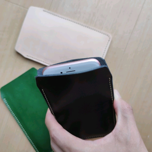 本革スマホスリーブケース｜ヌメ革・クロムエクセル・コードバン対応