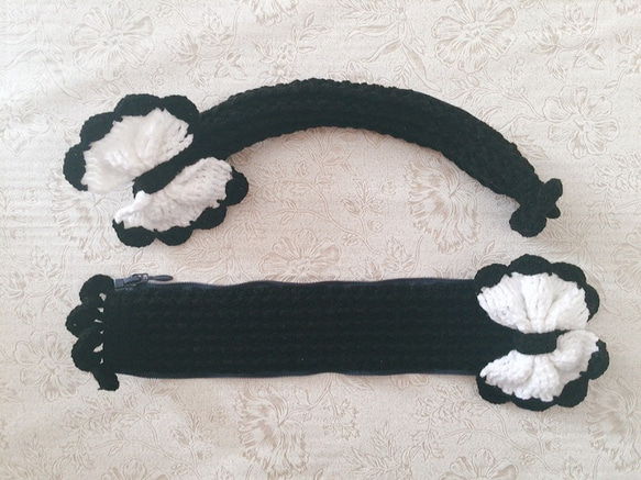 ブラックリボン/バッグハンドルカバー/手編み/手作り/かぎ針編み/編み物 26cm 2枚目の画像