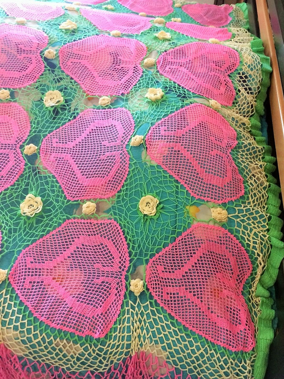 ピンクハート/手編みのベッドカバー/ソファーカバー/かぎ針編みのベッドカバー/手編み 8枚目の画像