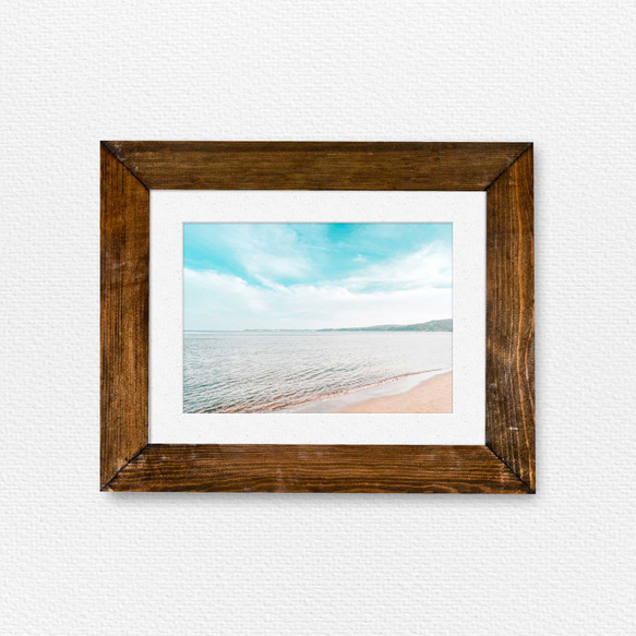青空と海辺の風景：清々しい浜辺の癒しポスター ～夏の涼しさと安らぎをあなたの部屋へ～ 2枚目の画像