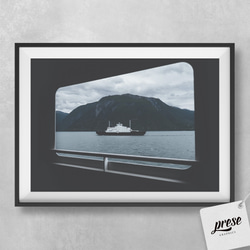 船窓から北欧ノルウェーのシンメトリーなフェリー  北欧インテリア雑貨 ポスター 3枚目の画像